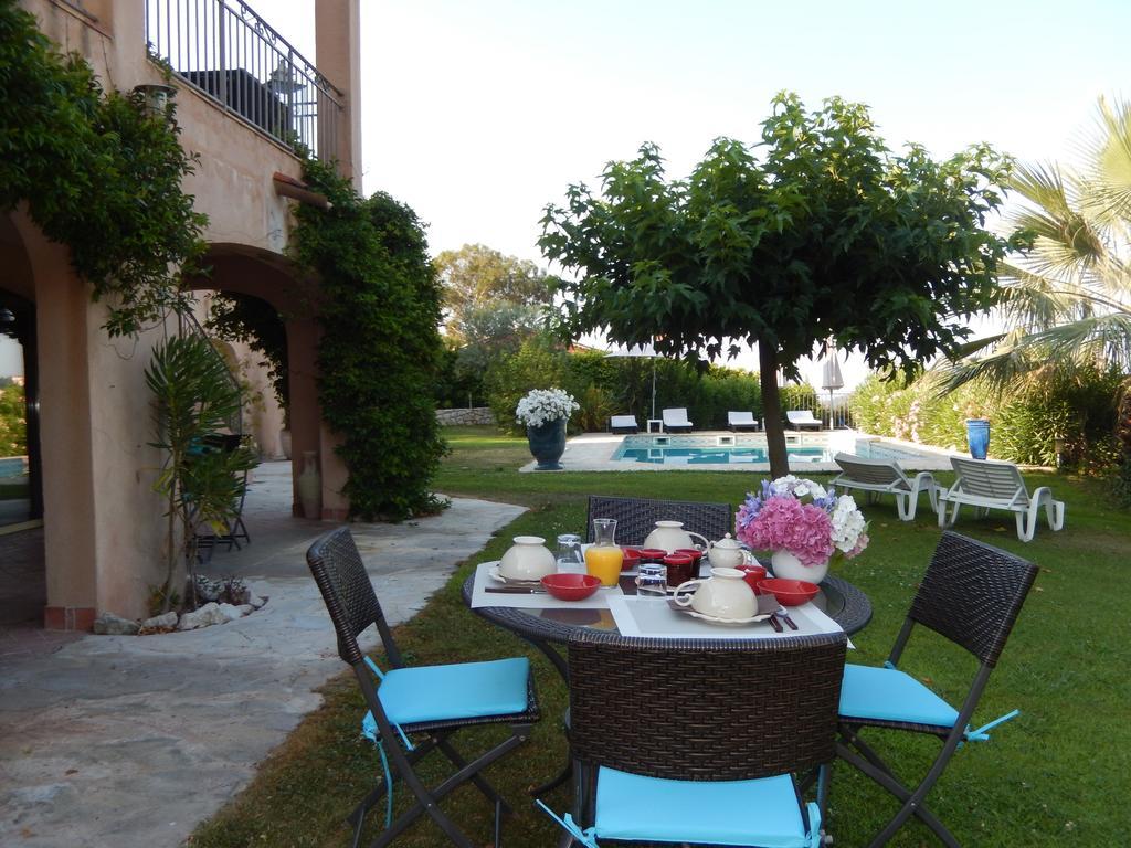 Отель La Bastide De Freinet Ванс Экстерьер фото